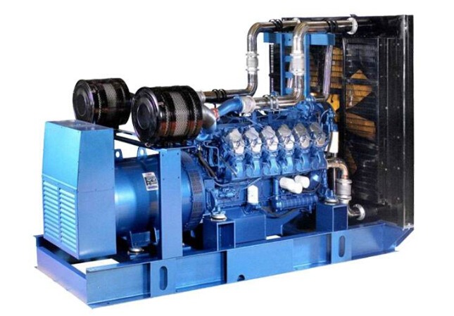 沽源康明斯30kw小型柴油二手发电机组 沽源康明斯30kw小型柴油二手发电机组