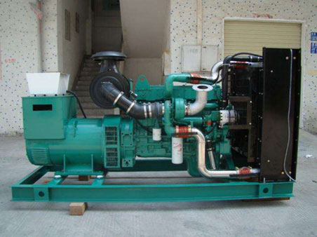 沽源1100kw康明斯柴油发电机组图片 沽源1100kw康明斯柴油发电机组图片